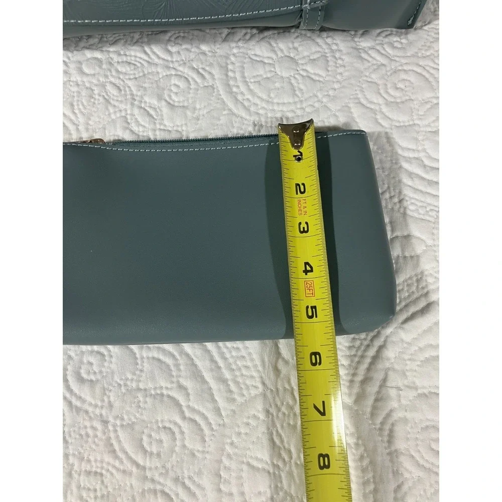 Mellow World  Vegan Leather Shoulder Purse Tote Bag w/Wristlet Women's Gray Chic